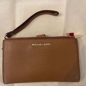 Michael Kors Wristlet/Wallet